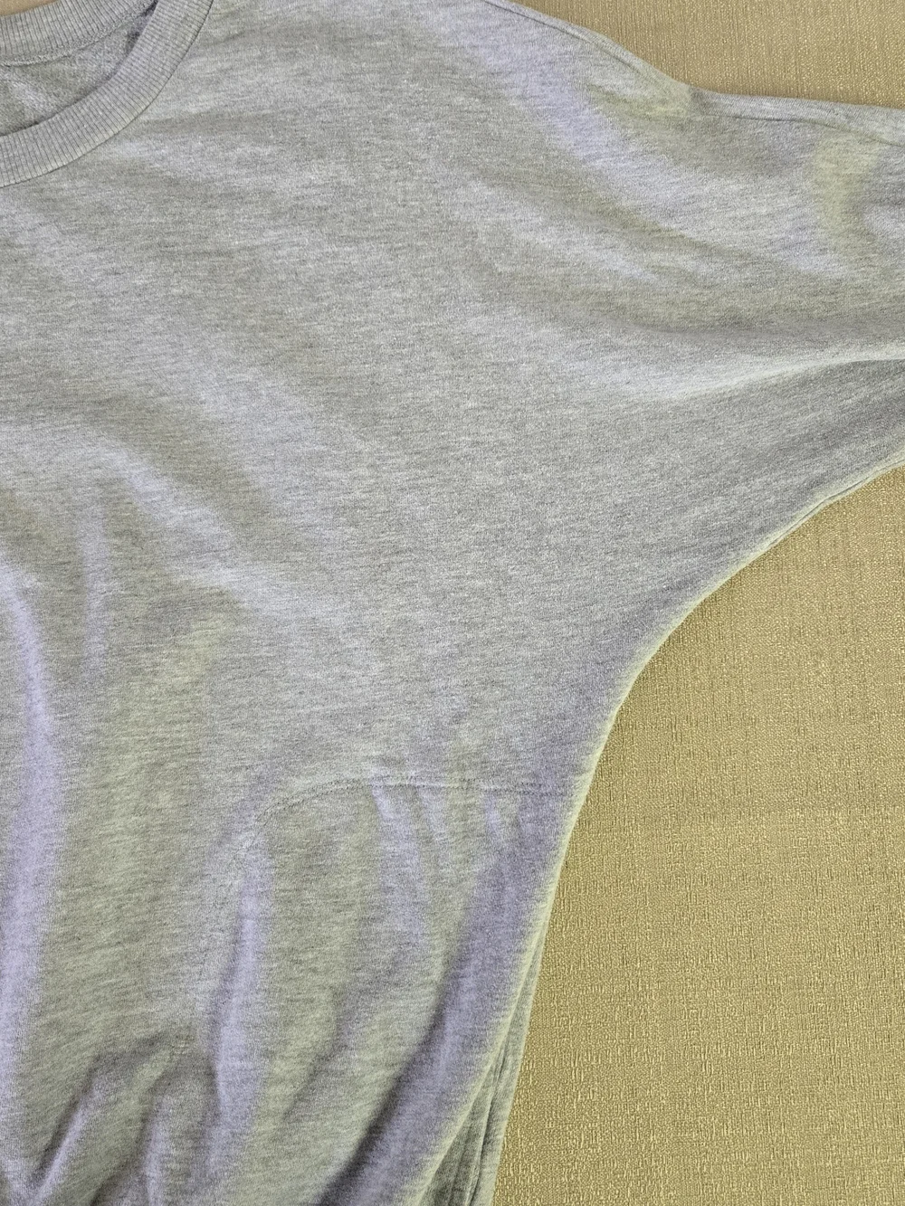 URBAN OUTFITTERS | Off-the-Shoulder Sweatshirt in Heather Gray sz XS